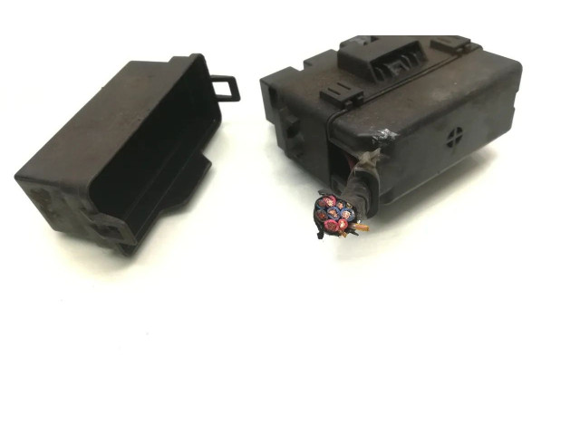 Блок предохранителей  PR071-01000, 8565AU89   Citroen C-Crosser    