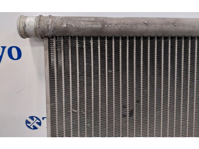 Радиатор охлаждающей жидкости     Smart ForTwo II