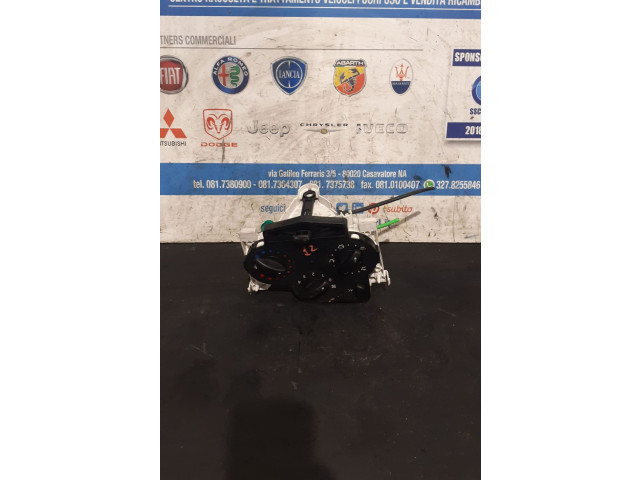 Блок управления климат-контролем    Dacia Logan I