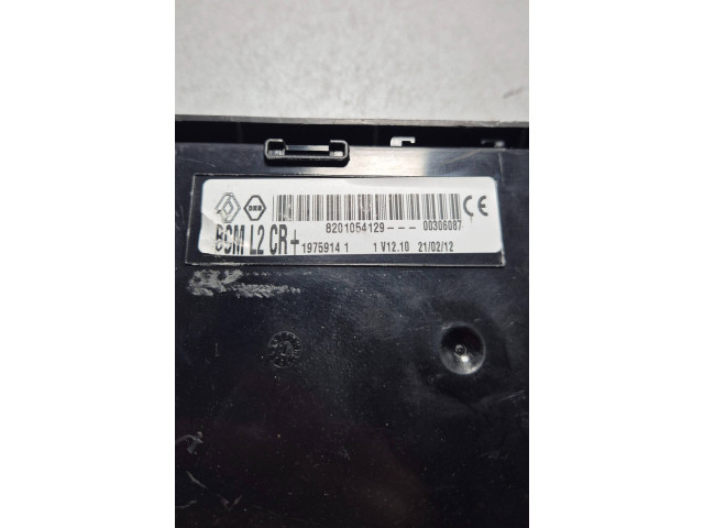 Блок комфорта 8201054129, 19759141   Citroen C4 Cactus   