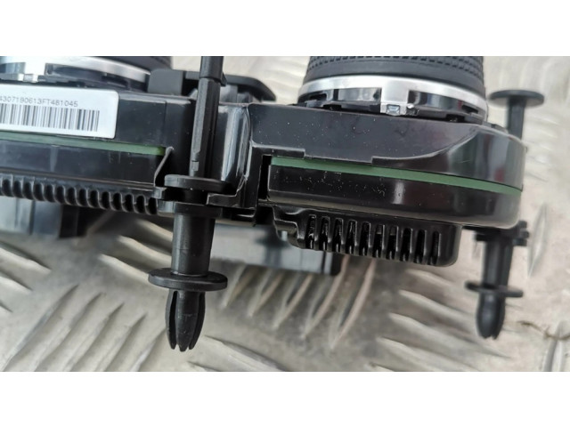 Блок управления климат-контролем 5G0907044ER, 5HB01500712   Volkswagen PASSAT B8