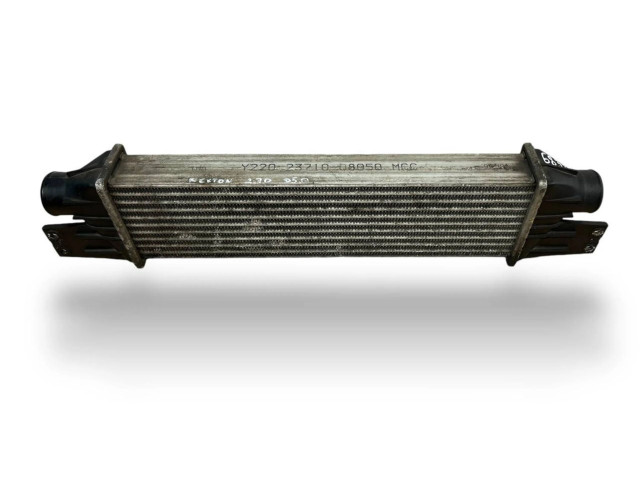 Интеркулер  2371008050   SsangYong Rexton 