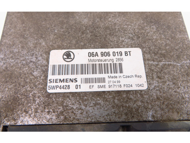 Блок управления двигателя 5WP442801, 06A906019BT Skoda Octavia Mk1 (1U)