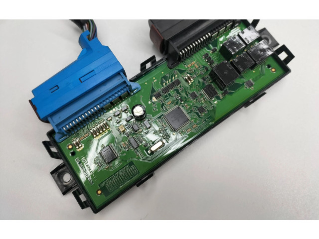 Блок управления 13254764, 133025306 Vauxhall Astra H