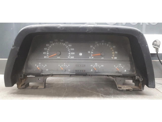 Přístrojová deska Alfa Romeo 164 1992