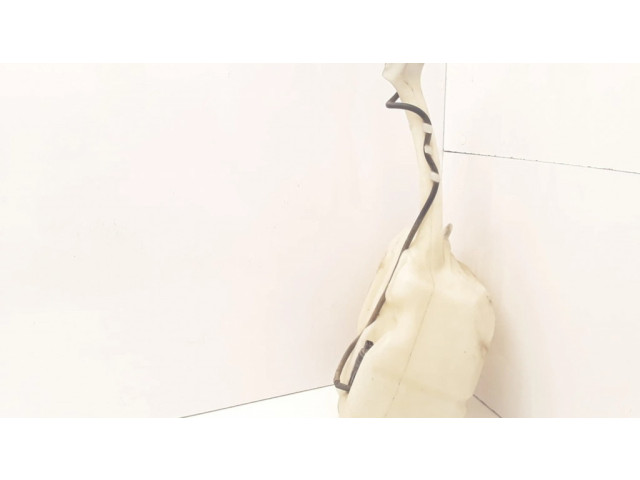 Бачок оконной жидкости