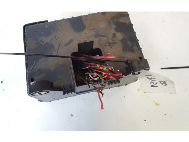 Блок предохранителей 8220108141, 08e3069 SsangYong Rexton