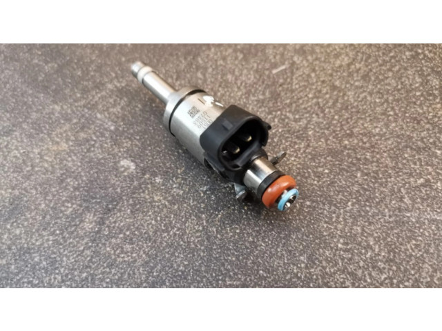 Vstřikovač PE0113250B Mazda CX-3 pro benzínový motor 2.0