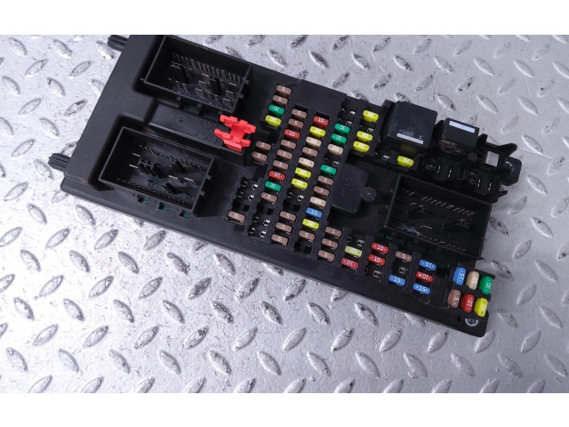 Блок предохранителей AW9314A073CD, C2D17257 Jaguar XJ X351