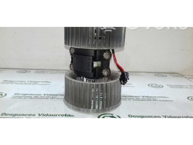 Вентилятор печки BMW X3 E83