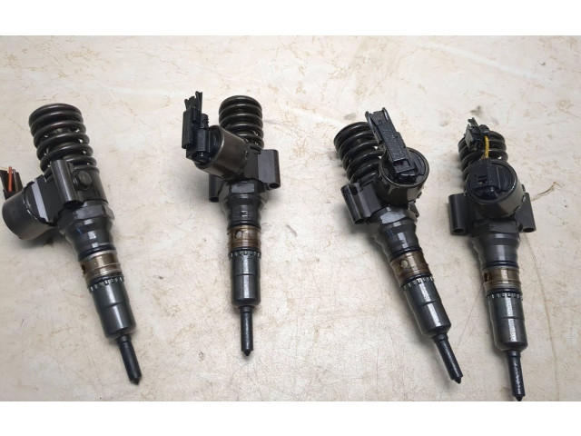 Форсунка 0414720404    Audi A6 S6 C6 4F   