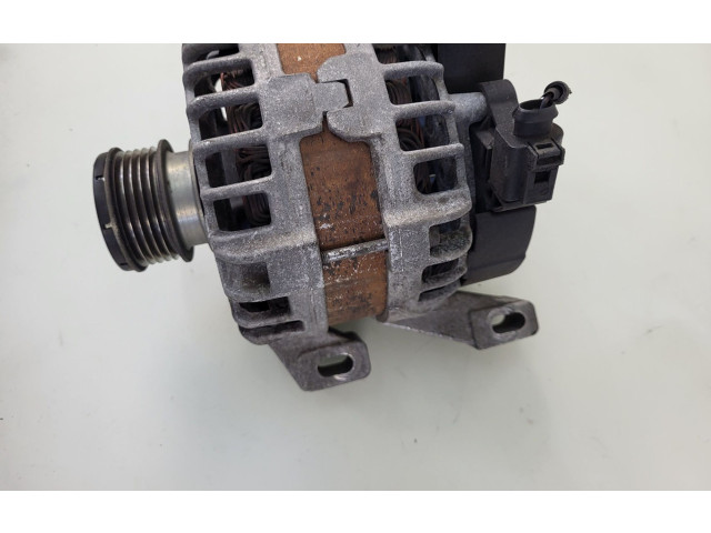 Генератор 30659131 Volvo S60