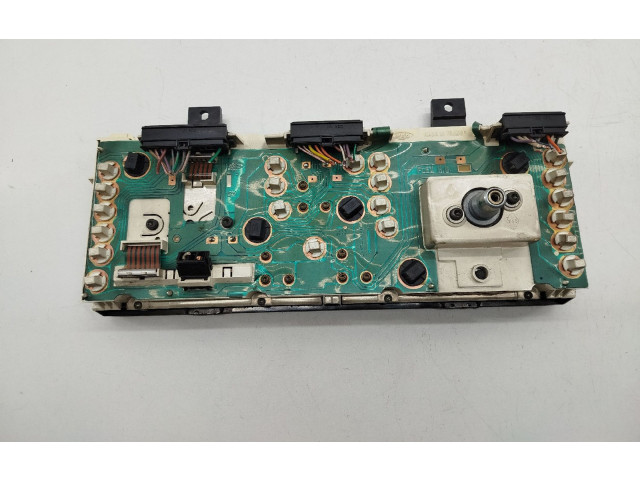 Панель приборов 7700841356 Renault Clio I