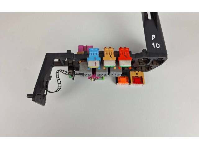 Блок предохранителей 8D1937545 Audi A6 S6 C5 4B