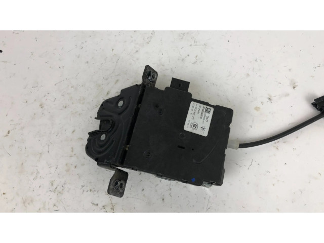 Zámek zadních dveří 670039576, C68322101   Maserati Levante 2017