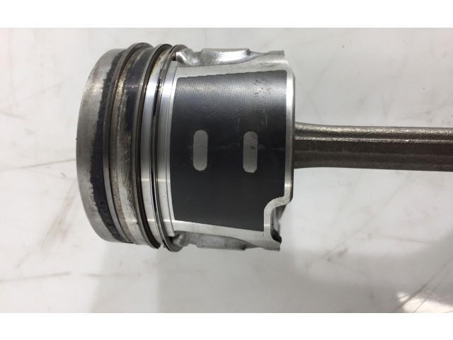 Píst 75L101   Ford Connect  pro naftový motor 1.6  