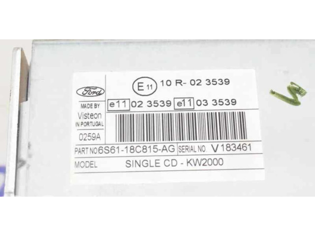 Радио/ проигрыватель CD/DVD / навигация