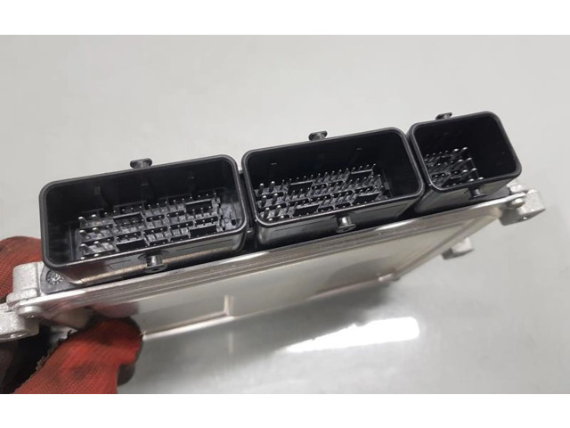 Řídící jednotka 237102982S Renault Captur 2016