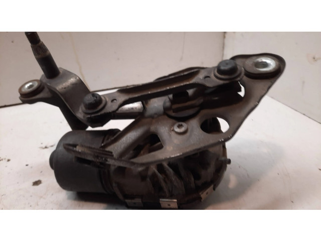 Двигатель стеклоочистителей