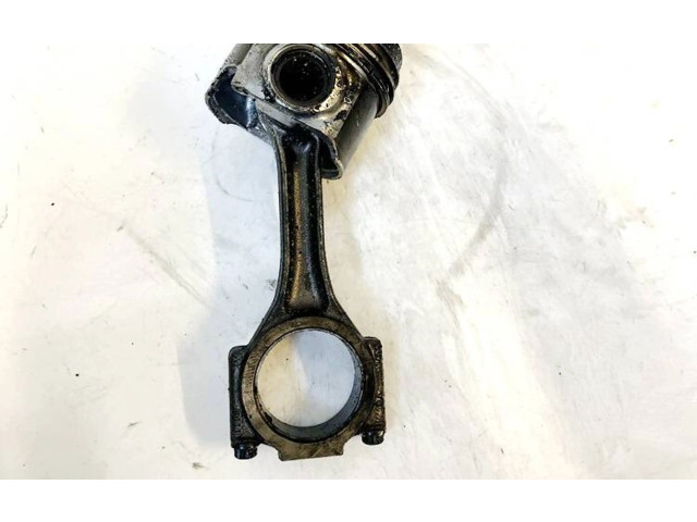 Поршень с шатуном Volkswagen PASSAT B6