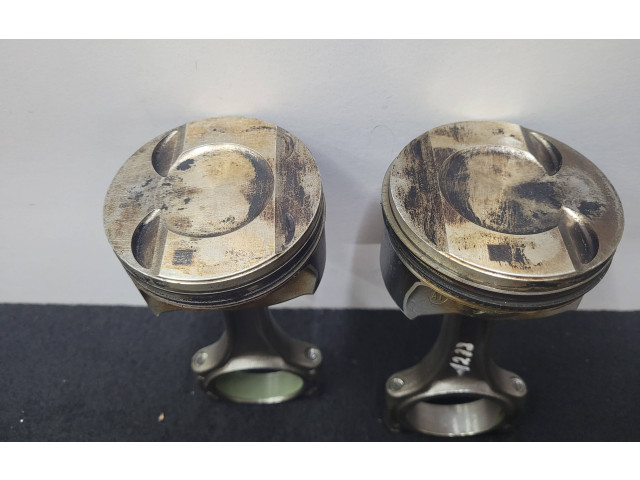 Píst 84L157, R6MK   Audi Q7 4M     