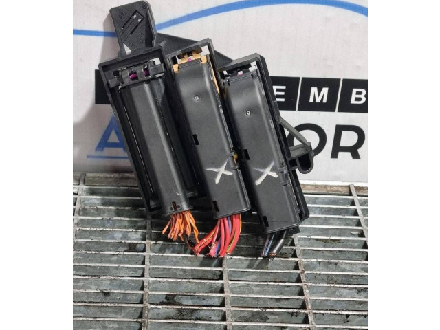 Блок предохранителей 23L231 Audi Q5 SQ5