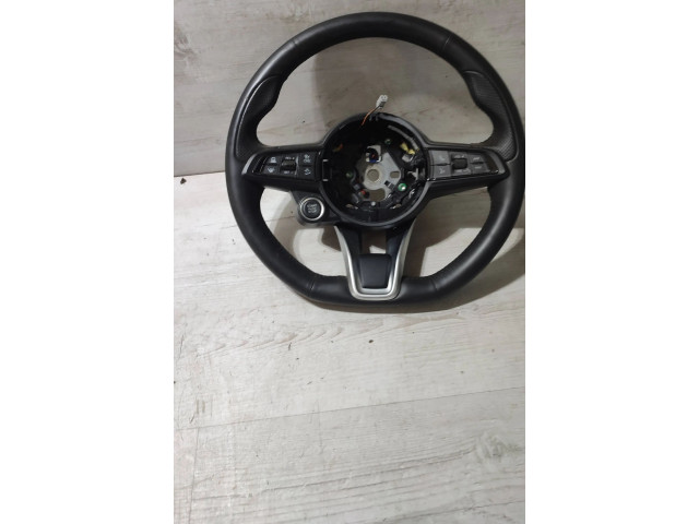 Volant Alfa Romeo Stelvio 2021 01561506420, 37492