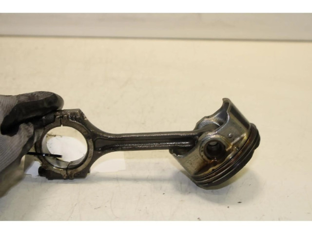 Поршень с шатуном B3LA Hyundai i10 для Другое двигателя 1.0