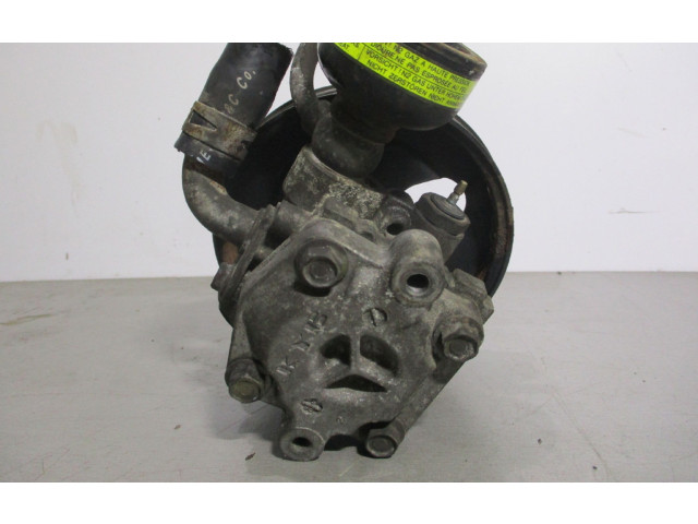 Насос усилителя руля Mitsubishi Space Wagon