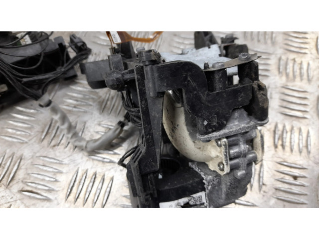 Передняя фара