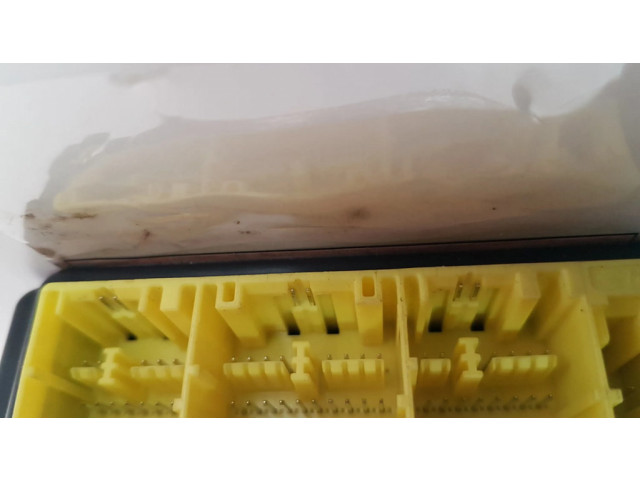 Блок подушек безопасности 988204BF0A Nissan X-Trail T32