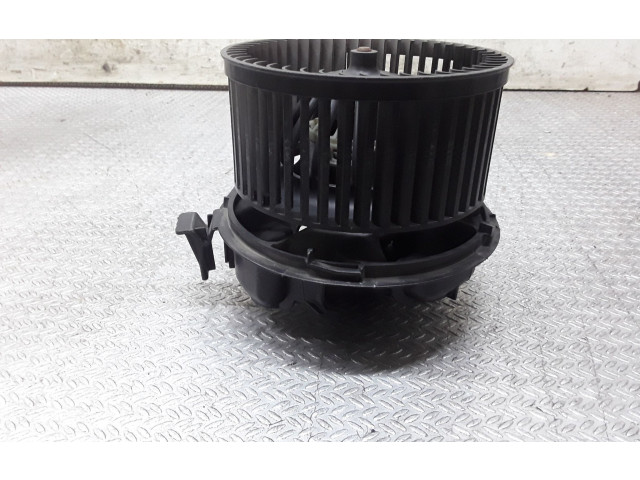 Вентилятор печки       Renault Clio III