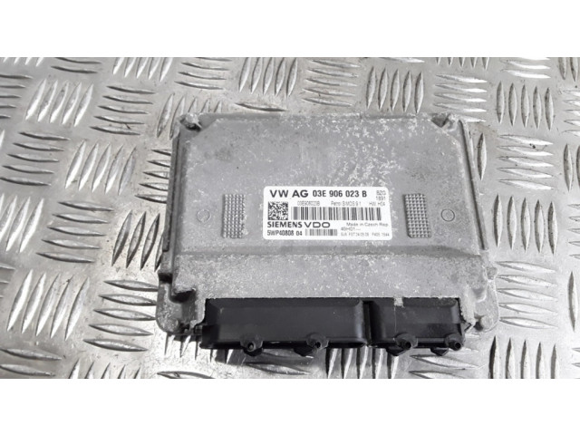 Řídící jednotka 03E906023B, 5WP40808 Skoda Fabia Mk2 (5J) 2009
