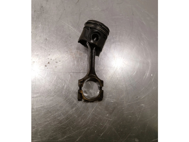 Píst Toyota Verso-S