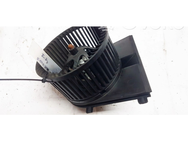 Вентилятор печки 1J1819021B, F657877G Skoda Octavia Mk1 (1U)