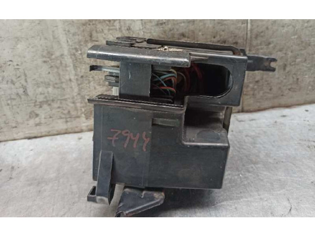 Pojistková skříňka Řídící jednotka BSM 5243290 Saab 9-5 2002