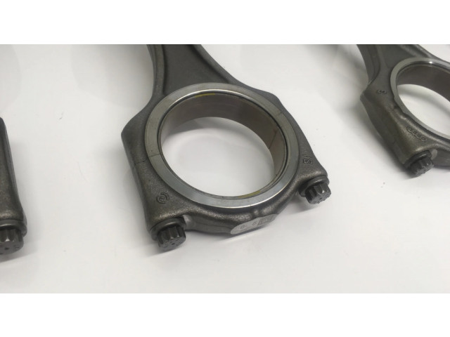 Píst 84L157 Audi S5 Facelift pro benzínový motor 3.0