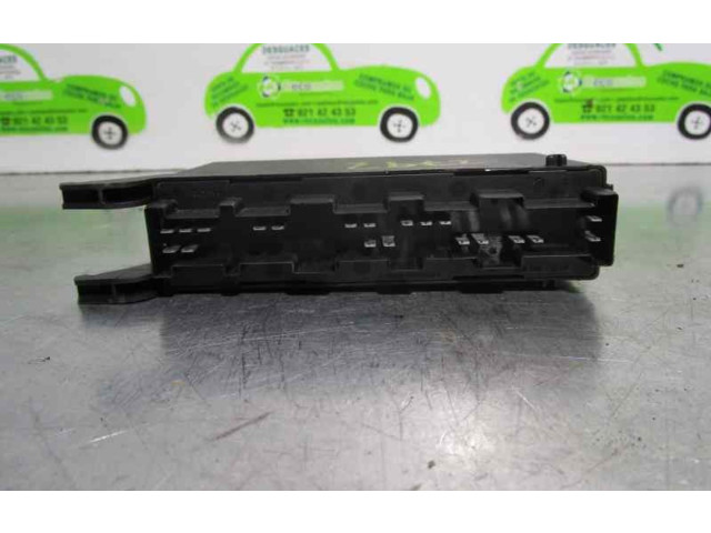 Pojistková skříňka 2025420232, 352824 Mercedes-Benz C W202 1996