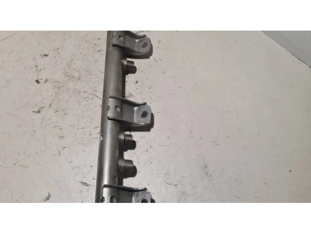 Vstřikovací lišta 7547600 BMW 7 F01 F02 F03 F04 pro benzínový motor 4.4