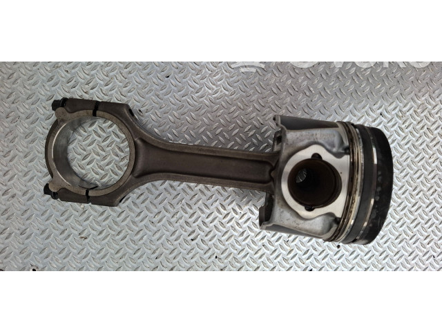 Рулевая рейка Поршень с шатуном 5AR073252 KIA Ceed 2006 - 2012 года