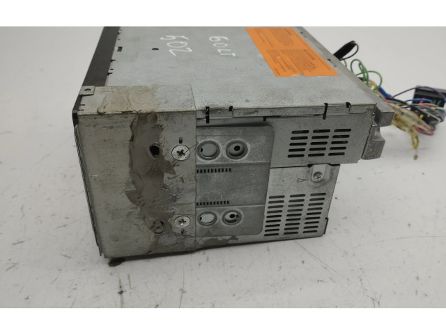 Дисплей    AVH3200BT   Volkswagen Golf IV