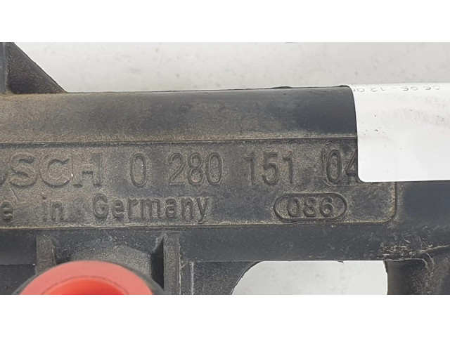 Топливная рампа 0280151048 Alfa Romeo Spider 916 2.0