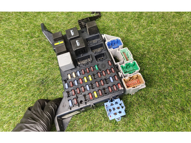 Блок управления питанием VP8E2H18456BB, 0130115552 Ford Fiesta