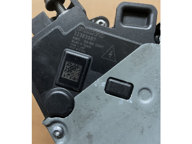 Генератор 32137503, 32383087   Volvo XC90      