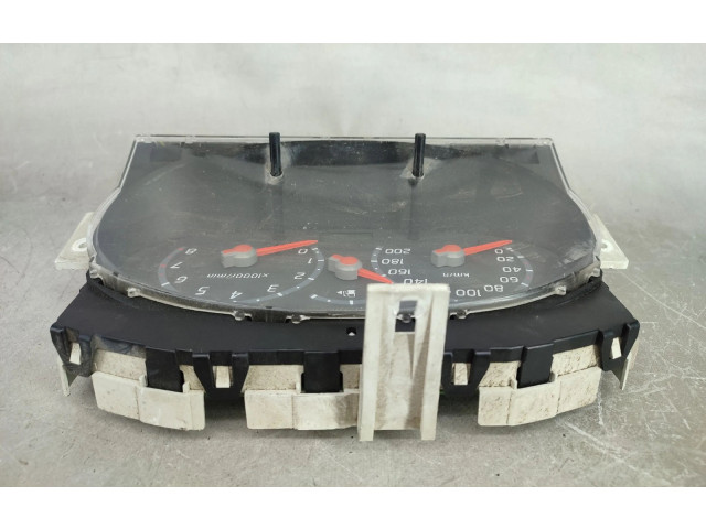 Přístrojová deska Nissan Micra 2005 AX861