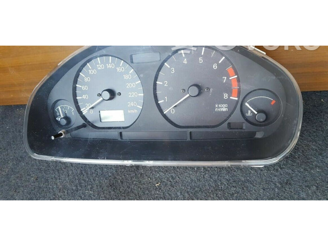 Панель приборов MR308400   Mitsubishi Carisma       