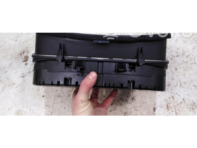 Панель приборов 8U0920940H Audi Q3 8U