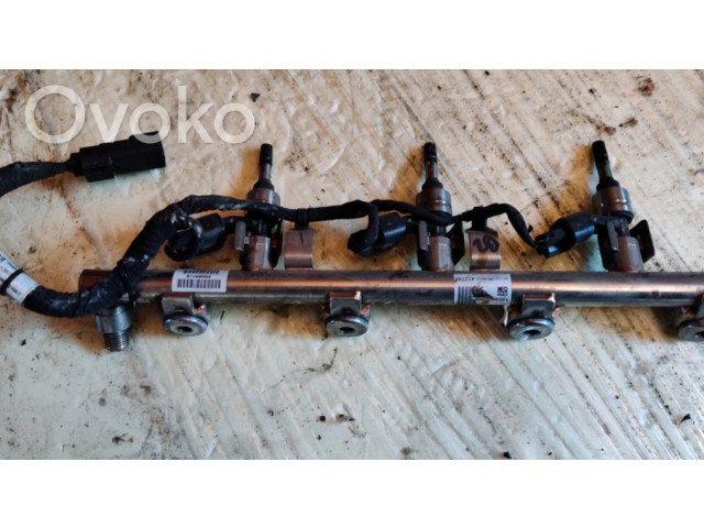 Топливная рампа 12629929, 12634126 Cadillac SRX 3.6