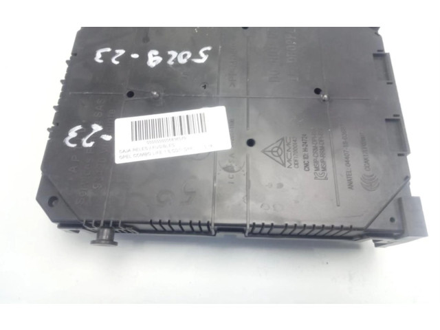 Блок предохранителей 9832880280, 9832880280 Opel Combo D