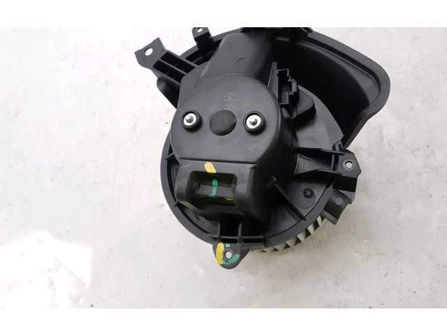 Вентилятор печки    95518102, Z7-9980R   Opel Combo D